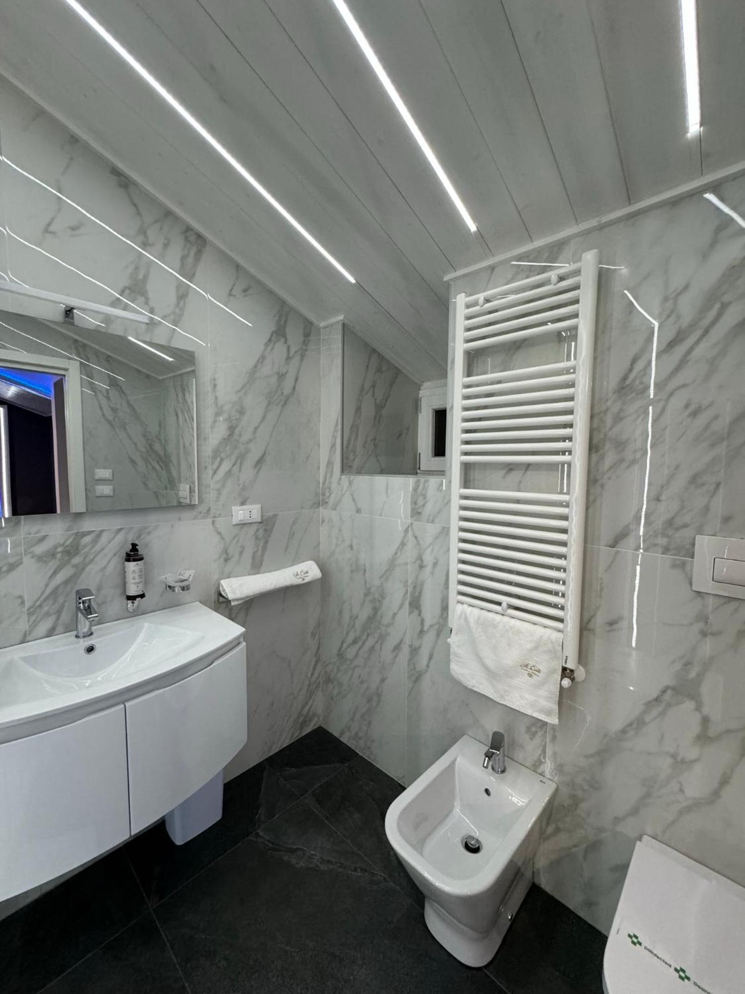 Le Suite Piazza Nuova フォッジア エクステリア 写真